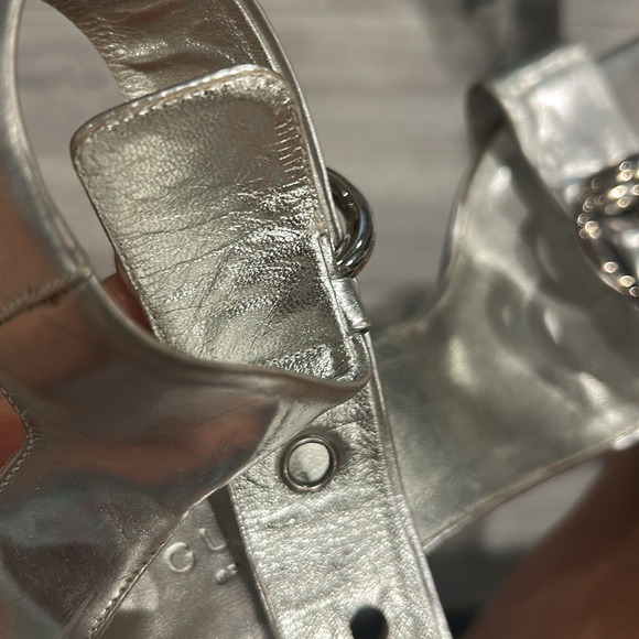 Gucci Metallic Silver Heels with Buckle6 1/2 B - Picture 8 of 12